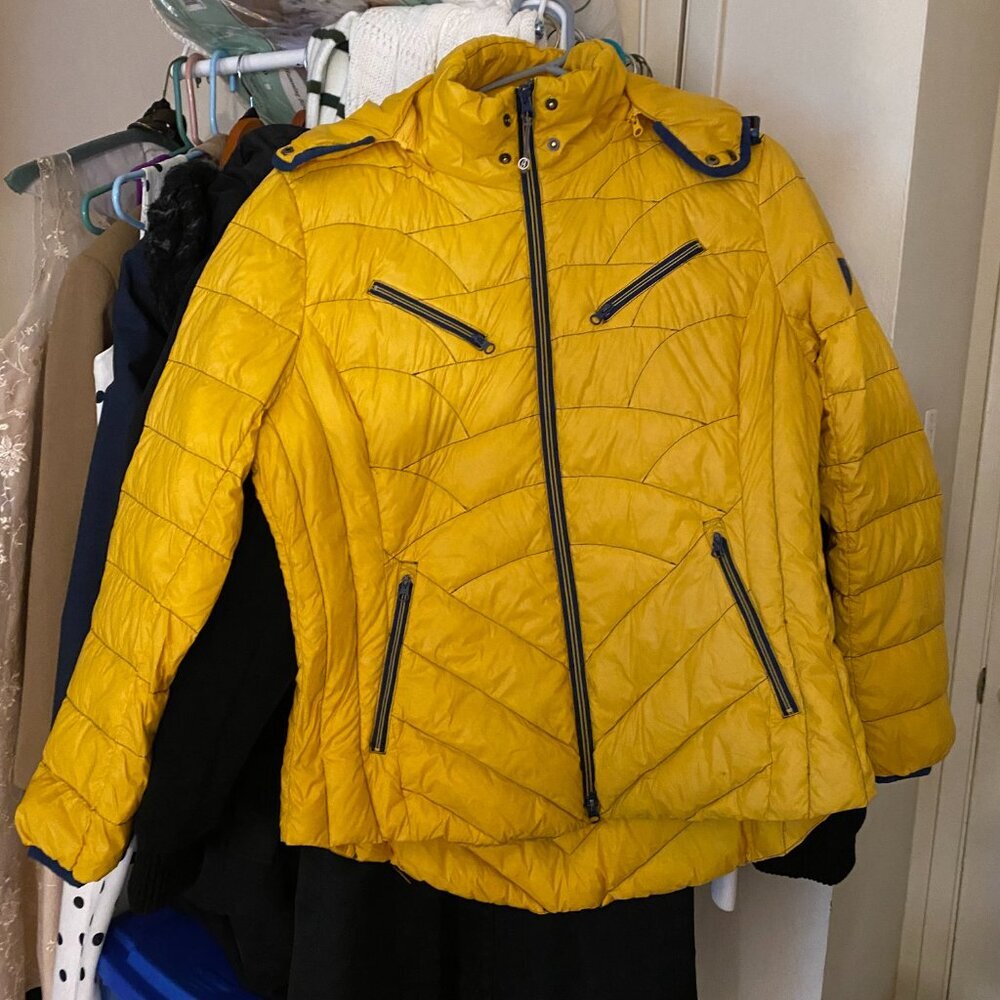 Goode Rider Yellow Puffer Riding Jacket XL Hooded Equestrian Coat